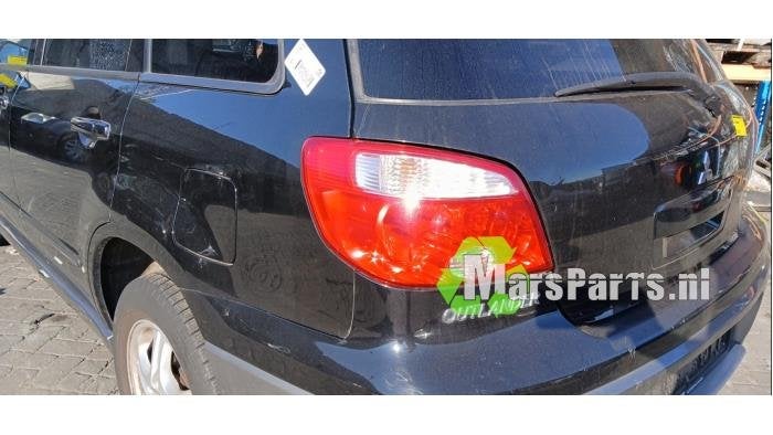 Achterlicht links van een Mitsubishi Outlander, Auto-onderdelen, Verlichting, Gebruikt, -, -, Ophalen of Verzenden