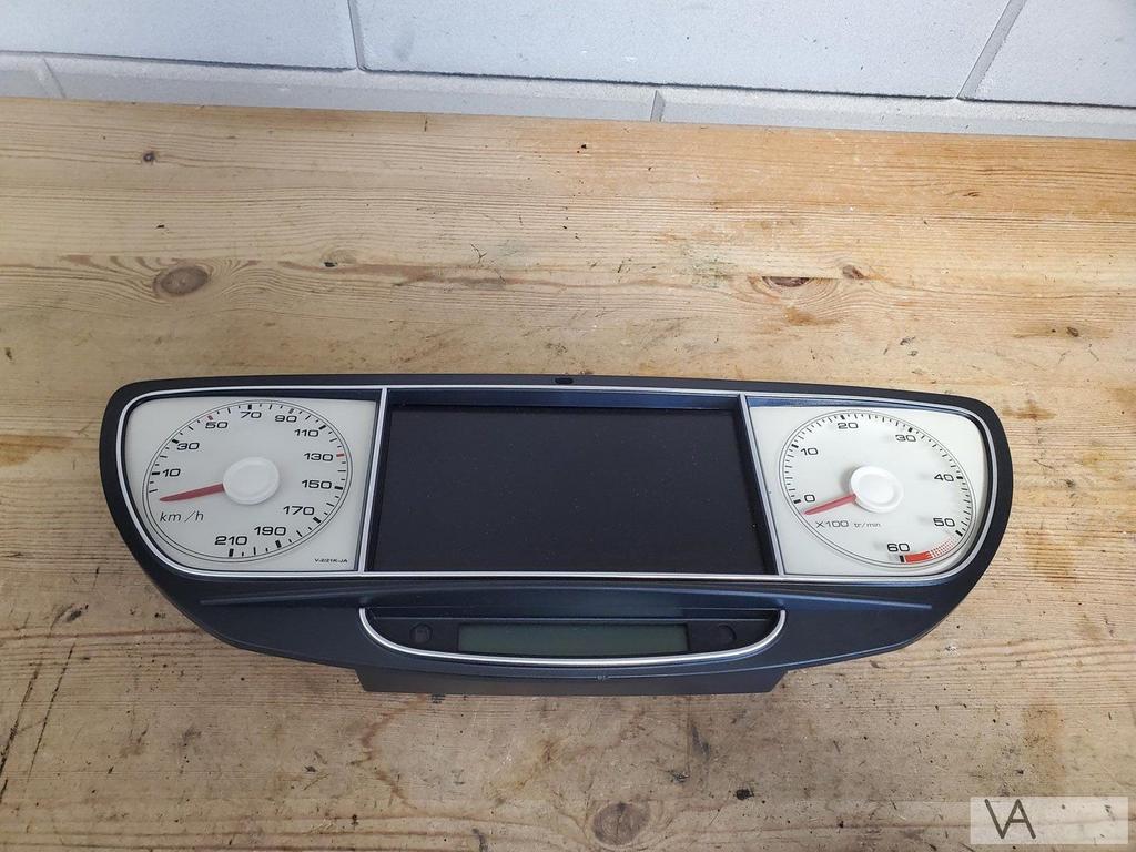 Citroen C8 en Peugeot 807 navigatie display 9803181280 €200, Gebruikt, -, -, Ophalen of Verzenden