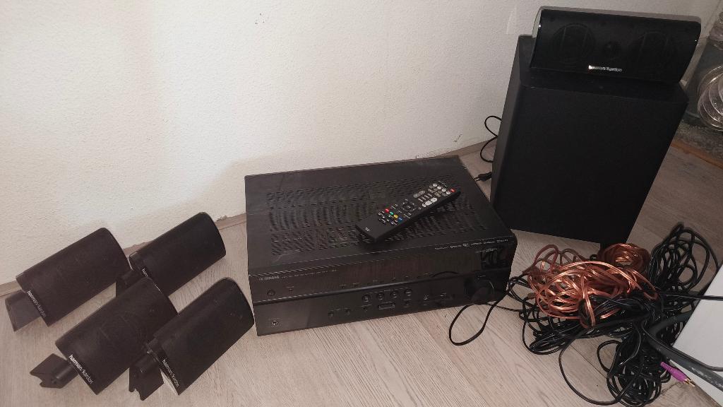 Yamaha HTR-4069 AV receiver en Harman Kardon HKTS 160SUB, Gebruikt, Complete surroundset, 120 watt of meer, Ophalen