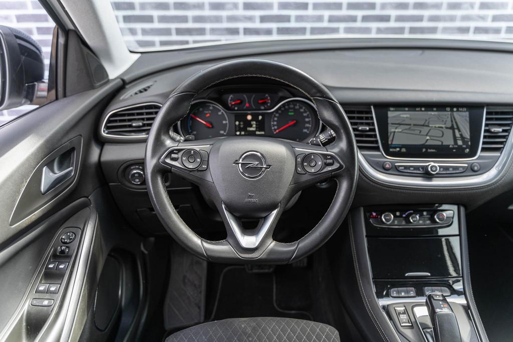 Opel Grandland X 1.6 Turbo Hybrid4 Business Elegance | Trekh, Euro 6, 4 cilinders, Leder en Stof, Wit