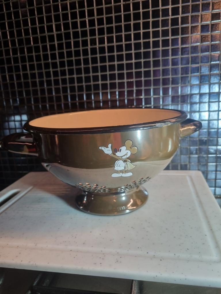 Origineel Disneyland Kitchenware vergiet Mickey Mouse, Huis en Inrichting, Keuken | Keukenbenodigdheden, Ophalen of Verzenden
