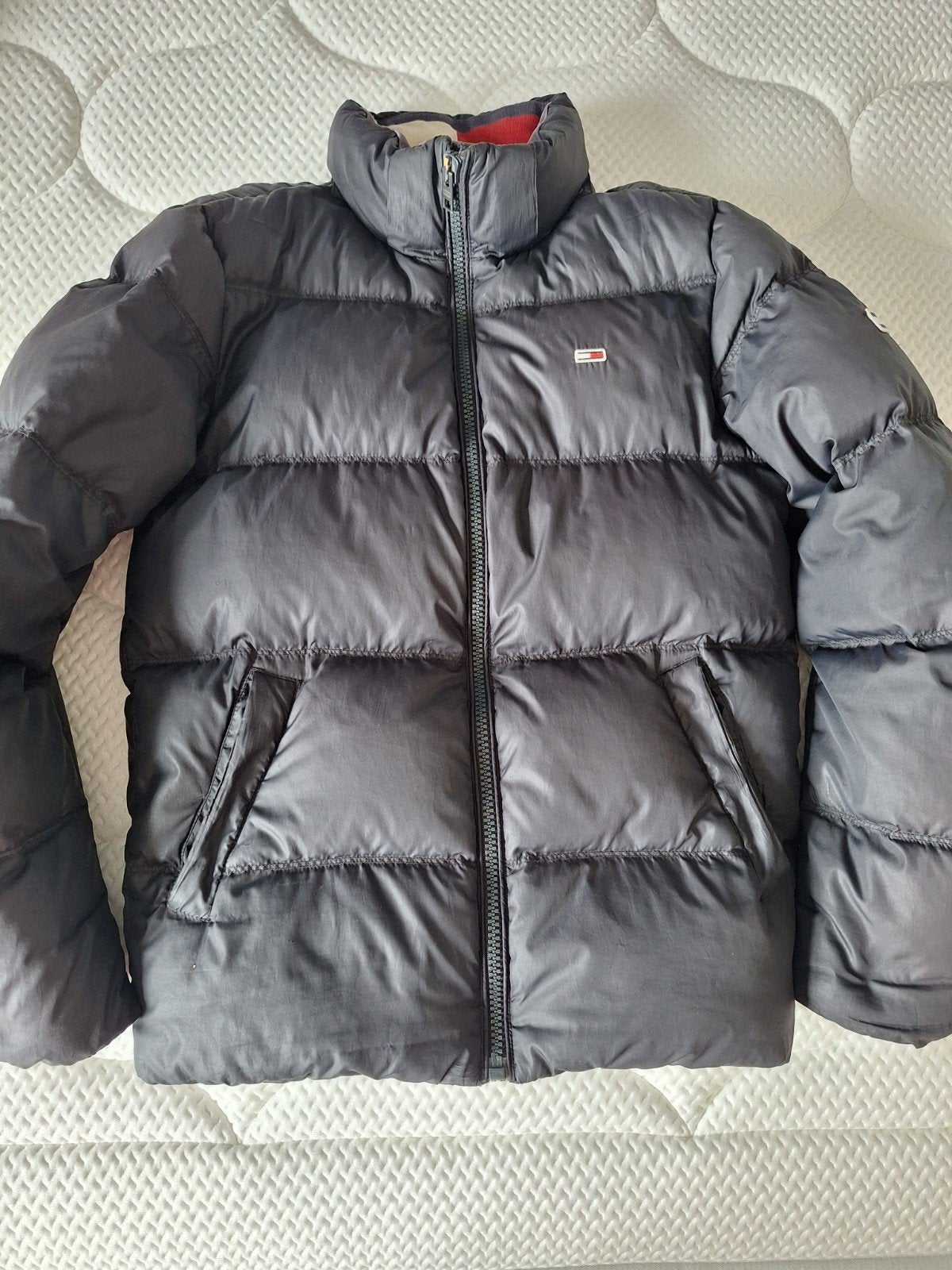 Tommy Hilfiger Puffer Jas - Goede Staat maat xs, Zwart, Tommy Hilfiger, Ophalen of Verzenden, Gedragen