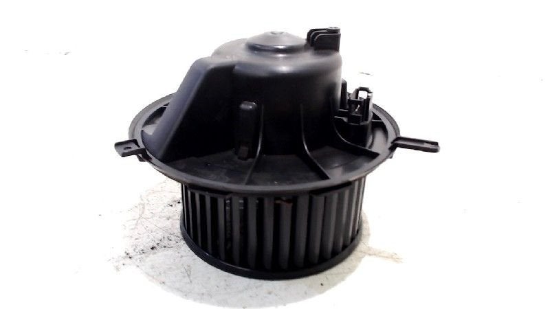 Kachel ventilator motor Volkswagen Golf, Onderdelen@venauto.nl, Van der Ven Autorecycling B.V., Gebruikt, Ettenseweg 76, 4706 PB Roosendaal, The Netherlands