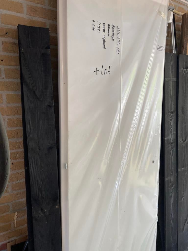 Nieuwe linksdraaiende meterkastdeur, 251x70 cm, incl. kozijn, Minder dan 80 cm, 215 cm of meer, Binnendeur, Nieuw