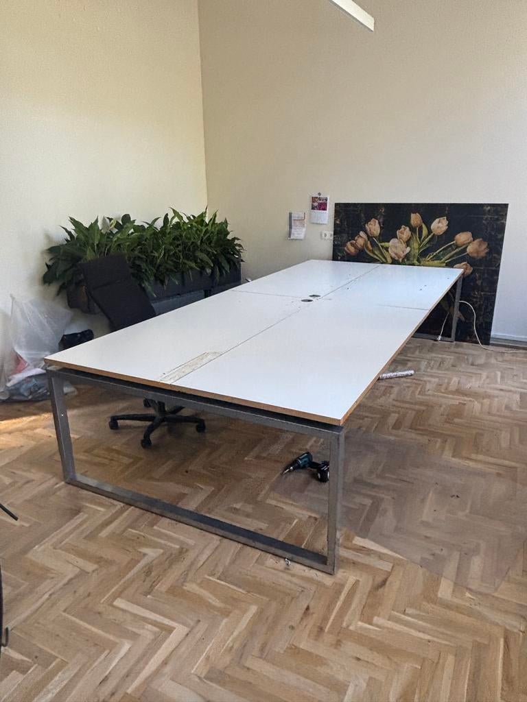 2x 4-persoons moderne bureaus - TwinForm Nederland, Huis en Inrichting, Bureaus, Ophalen, Overige typen, Gebruikt, Hout
