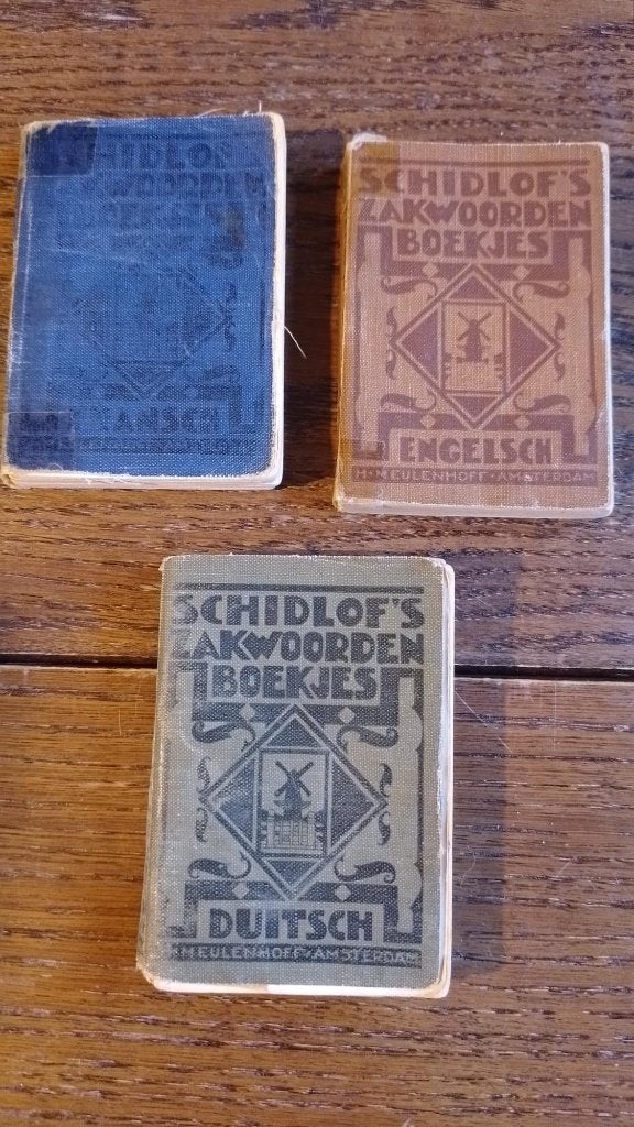 3 hele oude zakwoordenboekjes, Verzenden, Gelezen, Overige uitgevers, Frans