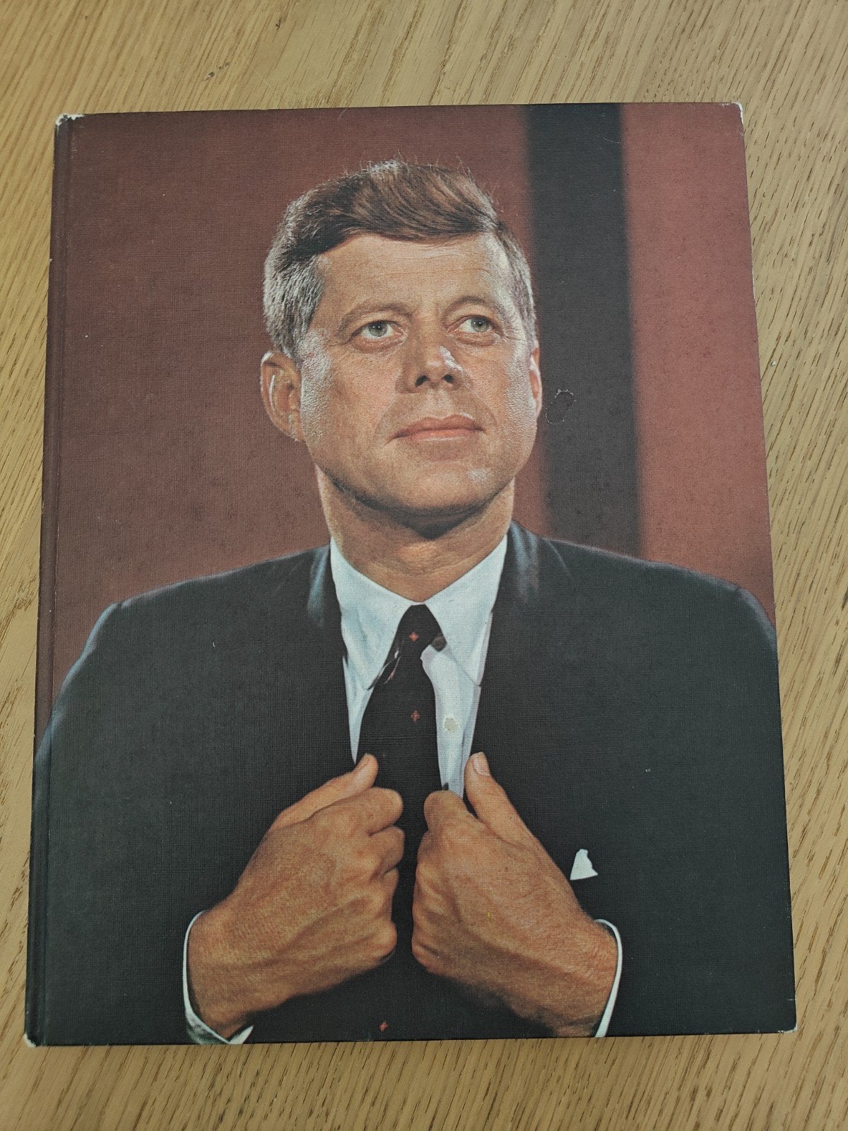De Dood van een President - Dallas 22 november 1963, Ophalen of Verzenden, Gelezen, Saul Pett, Sid Moody, Hugh Mulligan, Tom Henshaw