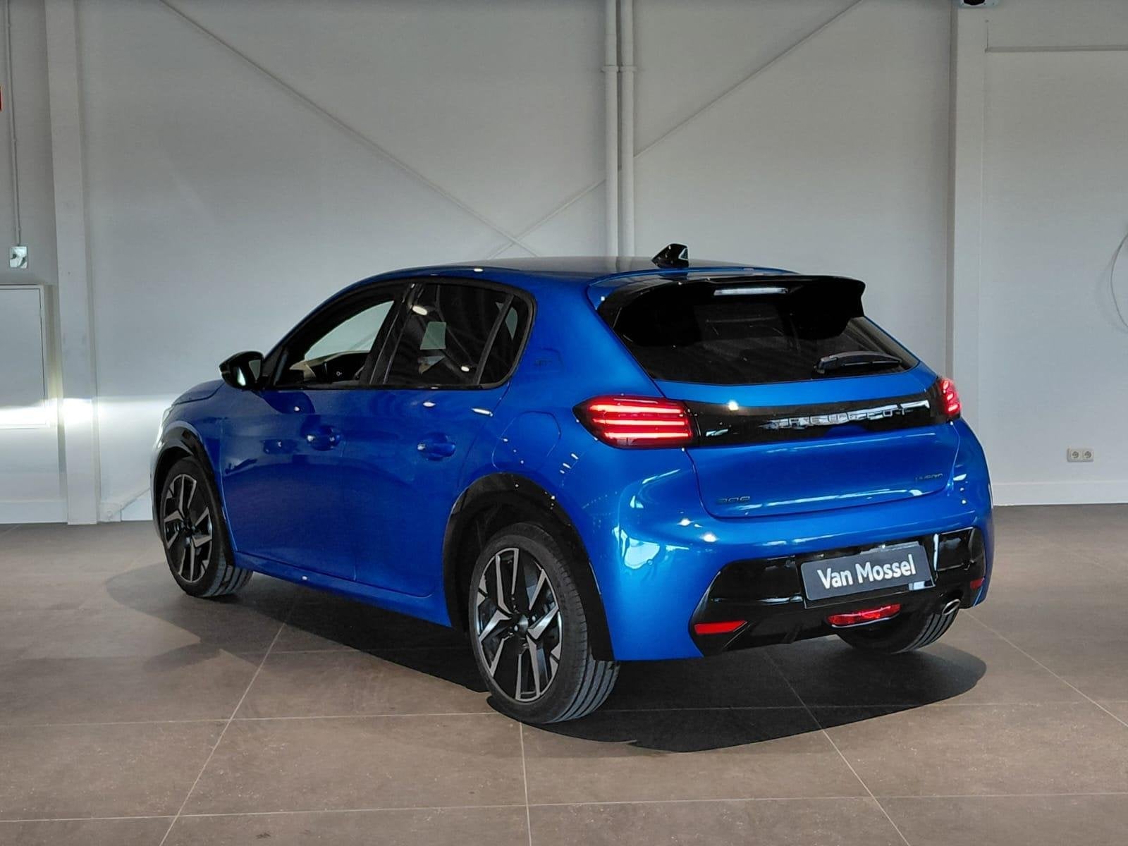 Peugeot 208 1.2 Hybrid 110 e-DCS6 GT | AUTOMAAT | DIRECT LEV, Auto's, 12 maanden, 1195 kg, Gebruikt, Euro 6