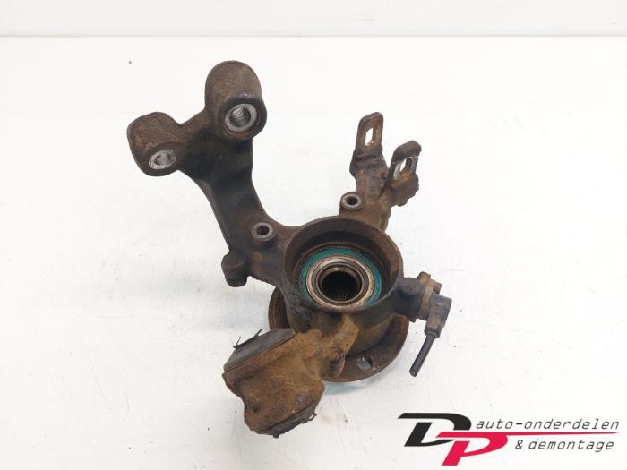 Fusee links-achter van een Audi A4, Gebruikt, -, -, -