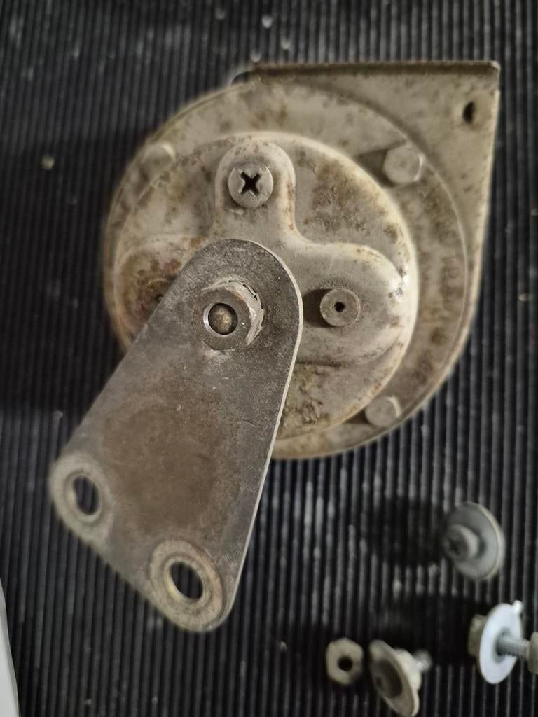 Honda c110 Claxon Frans model, Fietsen en Brommers, Ophalen of Verzenden, Gebruikt, Overige merken