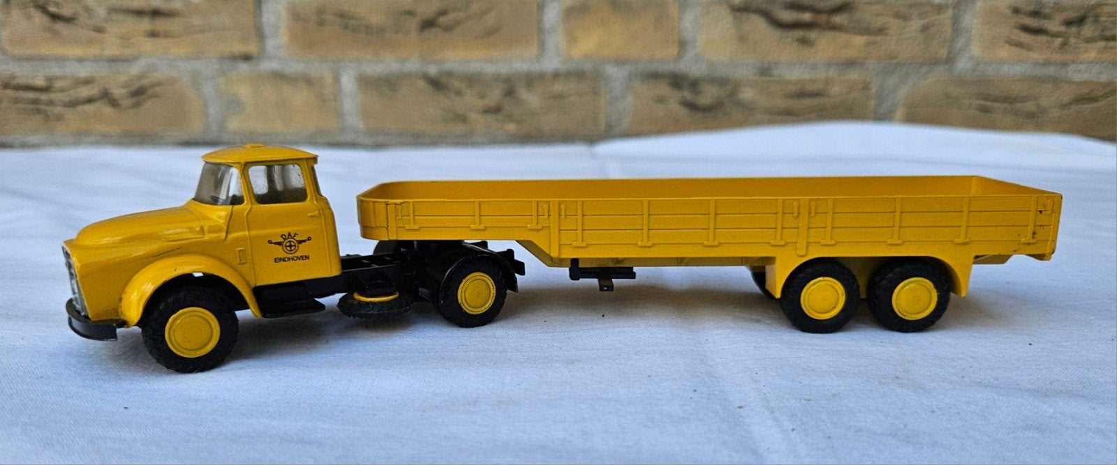 Daf torpedo,  Lion car.  Demo Daf Eindhoven, Ophalen of Verzenden, Zo goed als nieuw, Bus of Vrachtwagen, Lion Toys