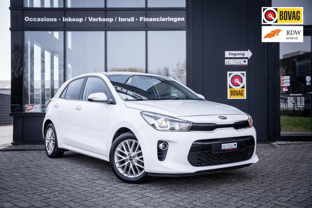 Kia Rio 1.2 CVVT ComfortLine*AIRCO*BLUETOOTH*STOELVERWARMING, Auto's, 1027 kg, Gebruikt, 4 cilinders, Elektrische ramen