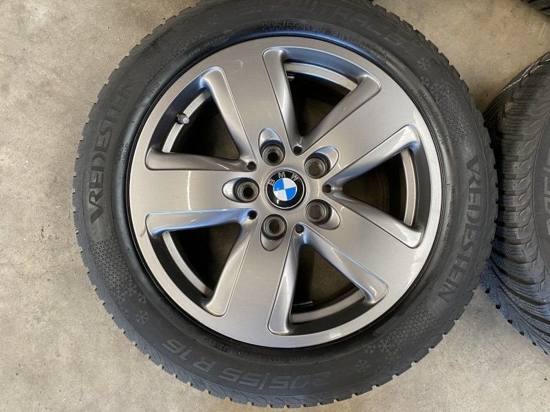 16 inch originele velgen + winterbanden BMW 1, 2 serie F40, Auto-onderdelen, Gebruikt, -, Banden en Velgen, -