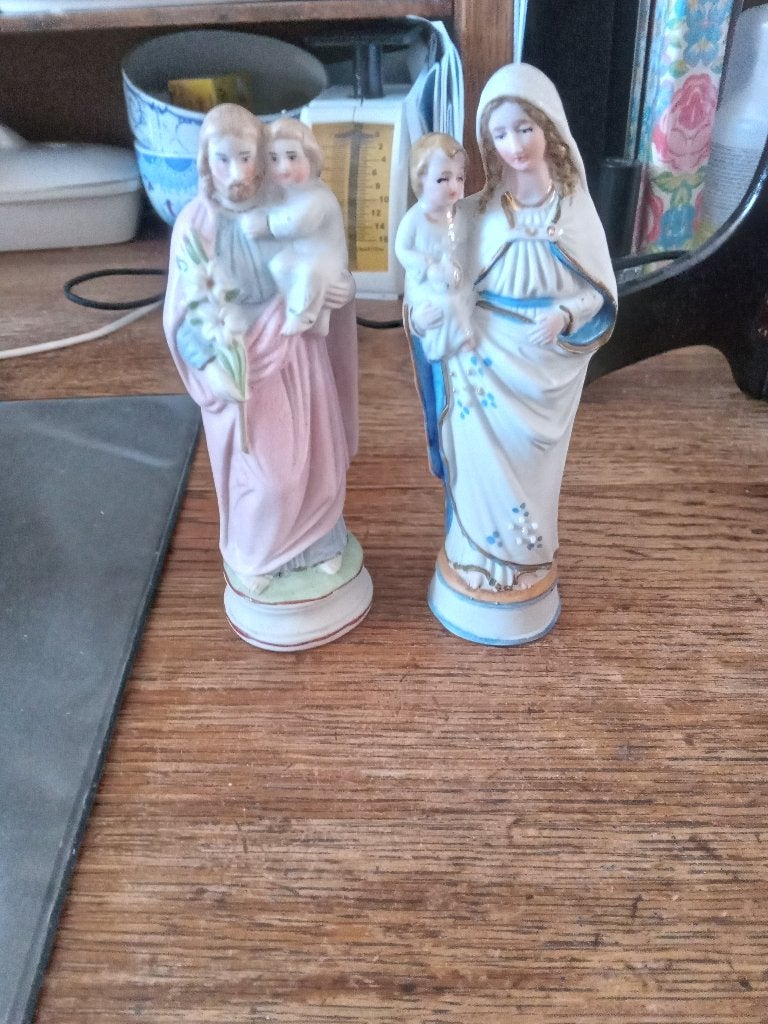 te koop setje van 2 porseleinen heiligen beeldjes, Antiek en Kunst, Ophalen of Verzenden