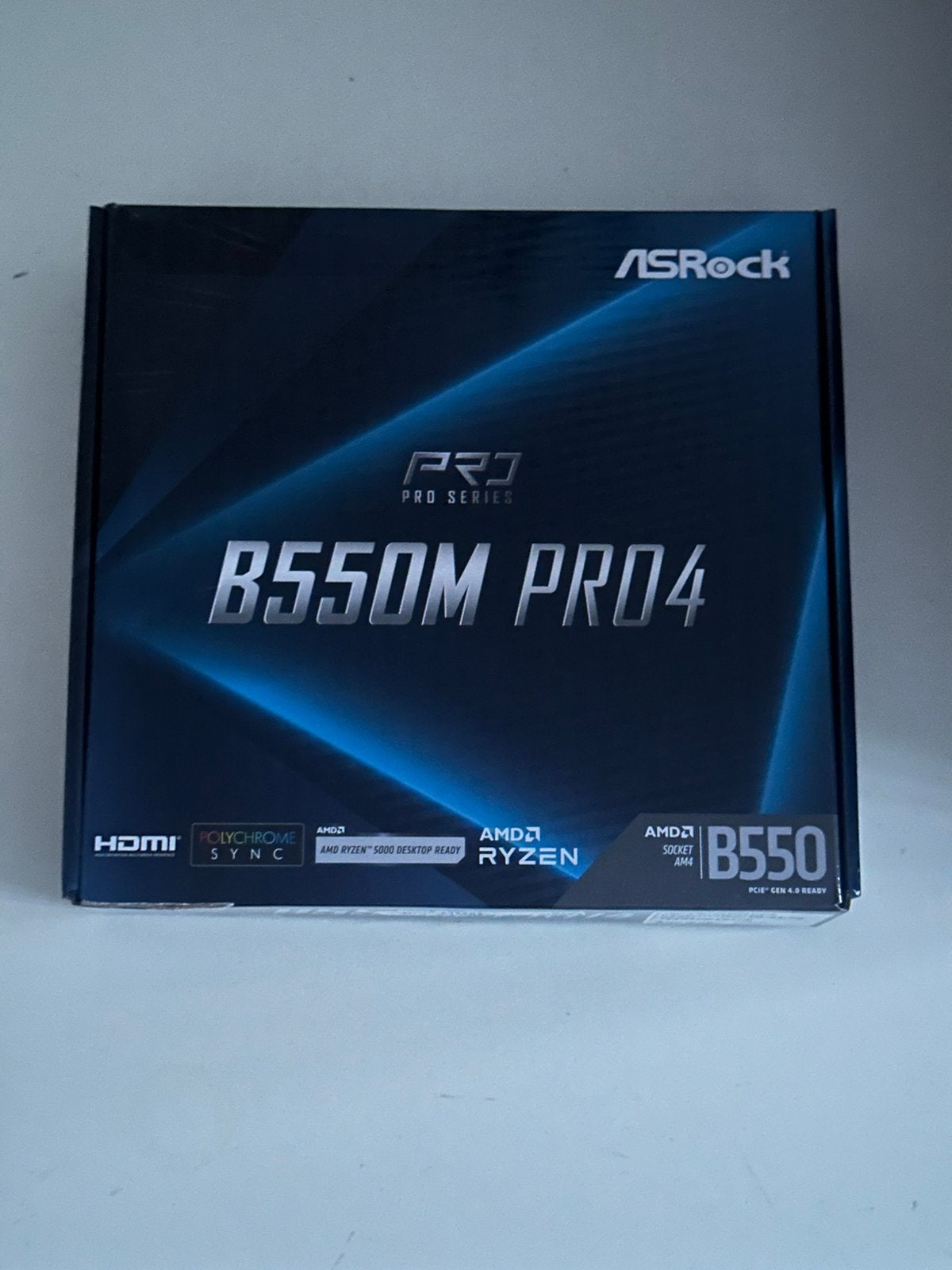 ASRock B550M Pro4 Micro-ATX Moederbord (AM4 / PCIe 4.0), Computers en Software, Moederborden, Ophalen of Verzenden, Zo goed als nieuw