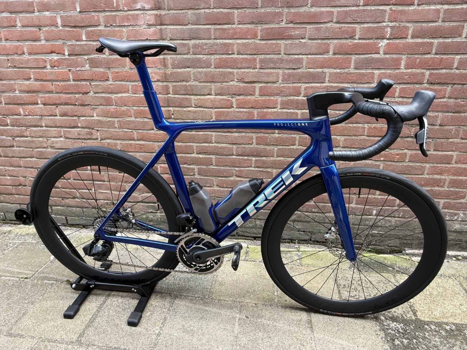 Trek Madone SLR Gen 8 DEMO Project One - Sram RED Powermeter, Carbon, Heren, 57 tot 61 cm, Meer dan 20 versnellingen