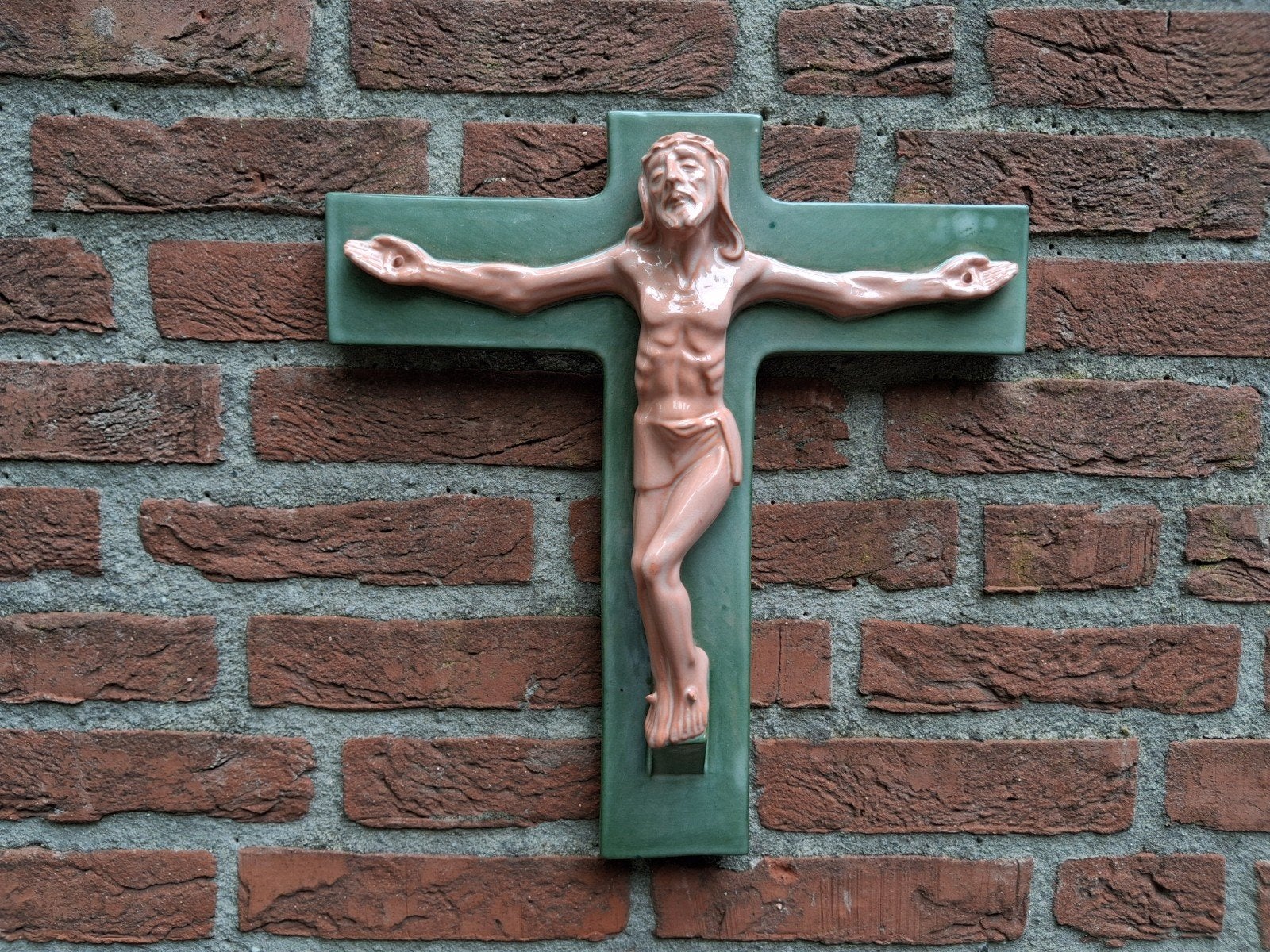St.lucas gouda plateel keramiek aardewerk kruis crucifix, Ophalen