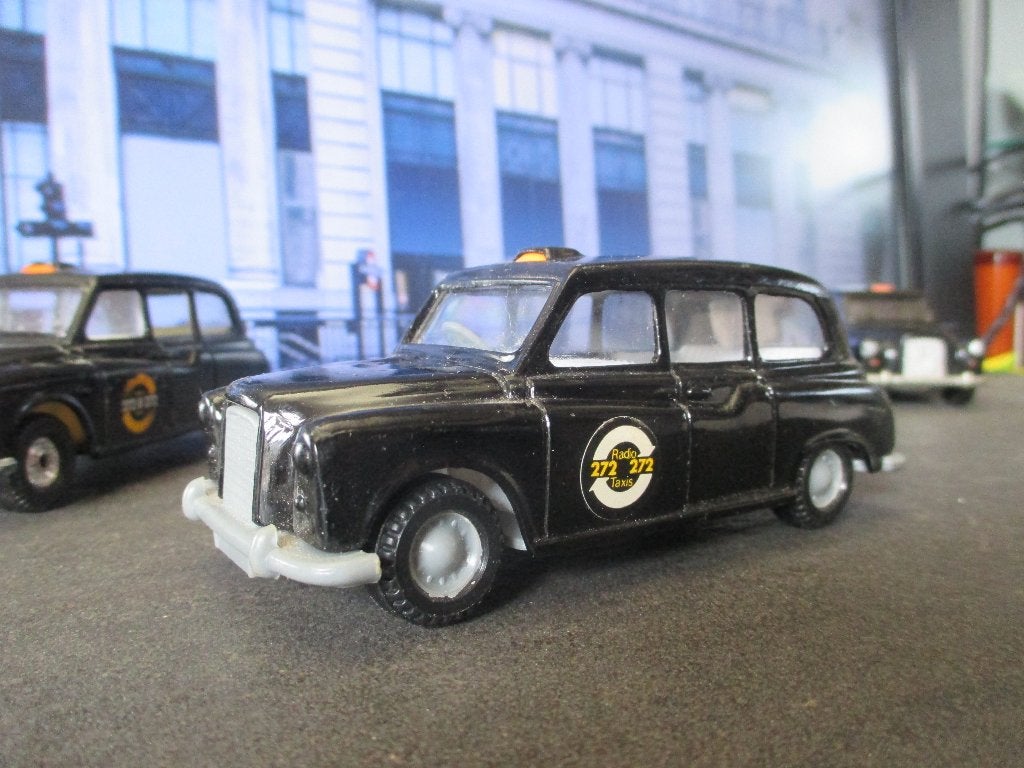 1:36 Austin FX London Taxi - Corgi Kopie, Ophalen of Verzenden, Gebruikt, Auto, Overige merken