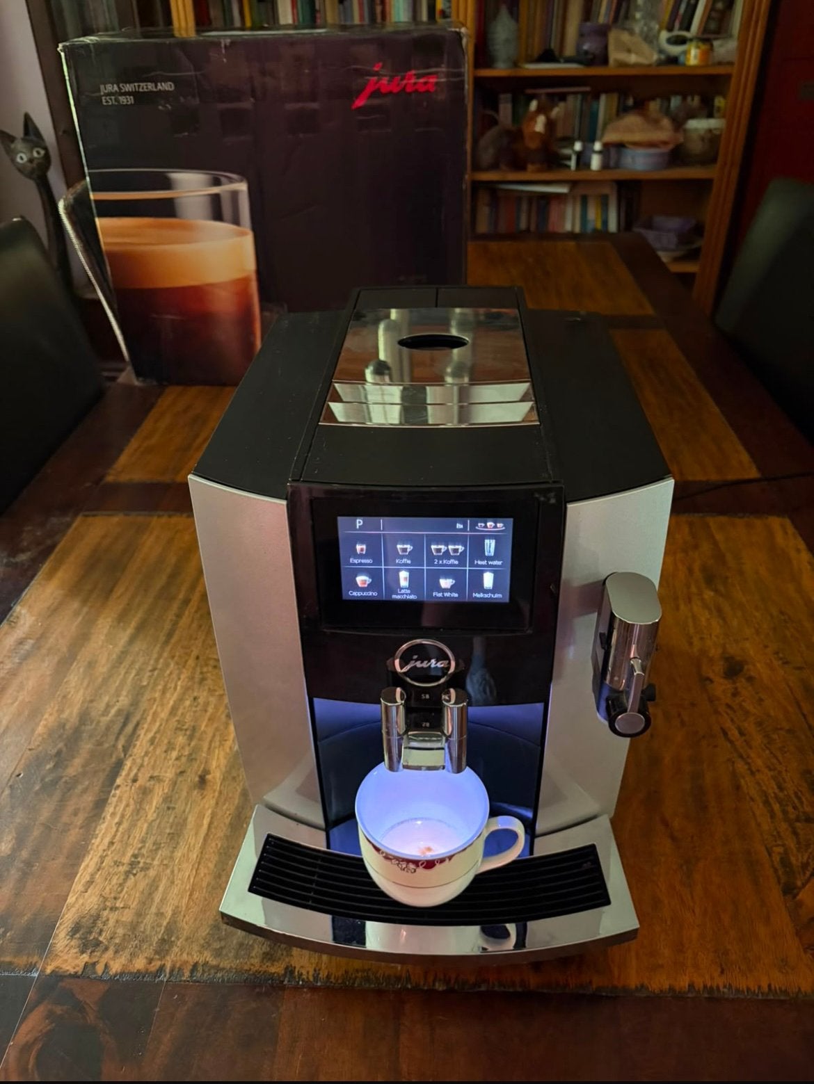 Jura S8 Volautomatische Espressomachine – Topstaat, 10 kopjes of meer, Ophalen of Verzenden, Zo goed als nieuw, Koffiemachine