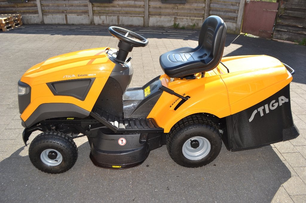 Stiga Estate 4092 H in zeer propere staat !!, Ophalen, Stiga, Zo goed als nieuw, Elektrische starter