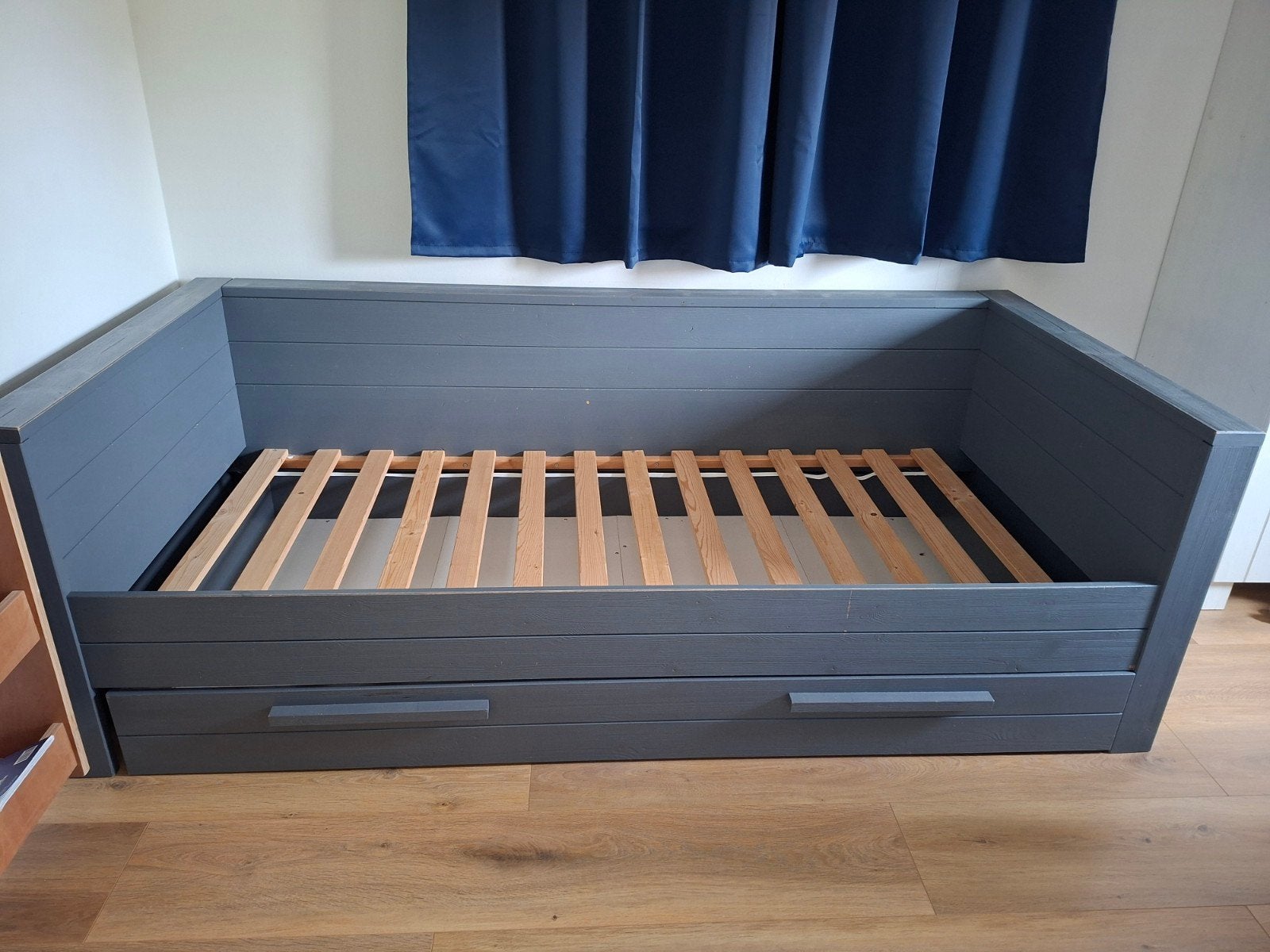 Mooi grijs antraciet eenpersoons bed met lade woood, Ophalen of Verzenden, Gebruikt, 180 cm of meer, 85 tot 100 cm