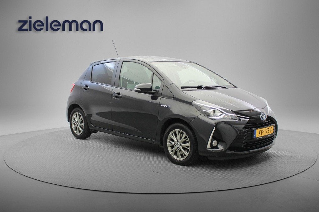 Toyota YARIS 1.5 Hybrid Dynamic - Navi, Camera, Clima, Auto's, Toyota, Bedrijf, Yaris, ABS, Airbags, Bluetooth, Climate control