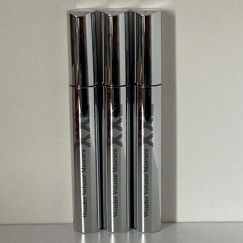 Clarins Wonder Volume Mascara XXL 8 ml #01 Extreme Black#, Ophalen of Verzenden, Zo goed als nieuw, Zwart, Ogen