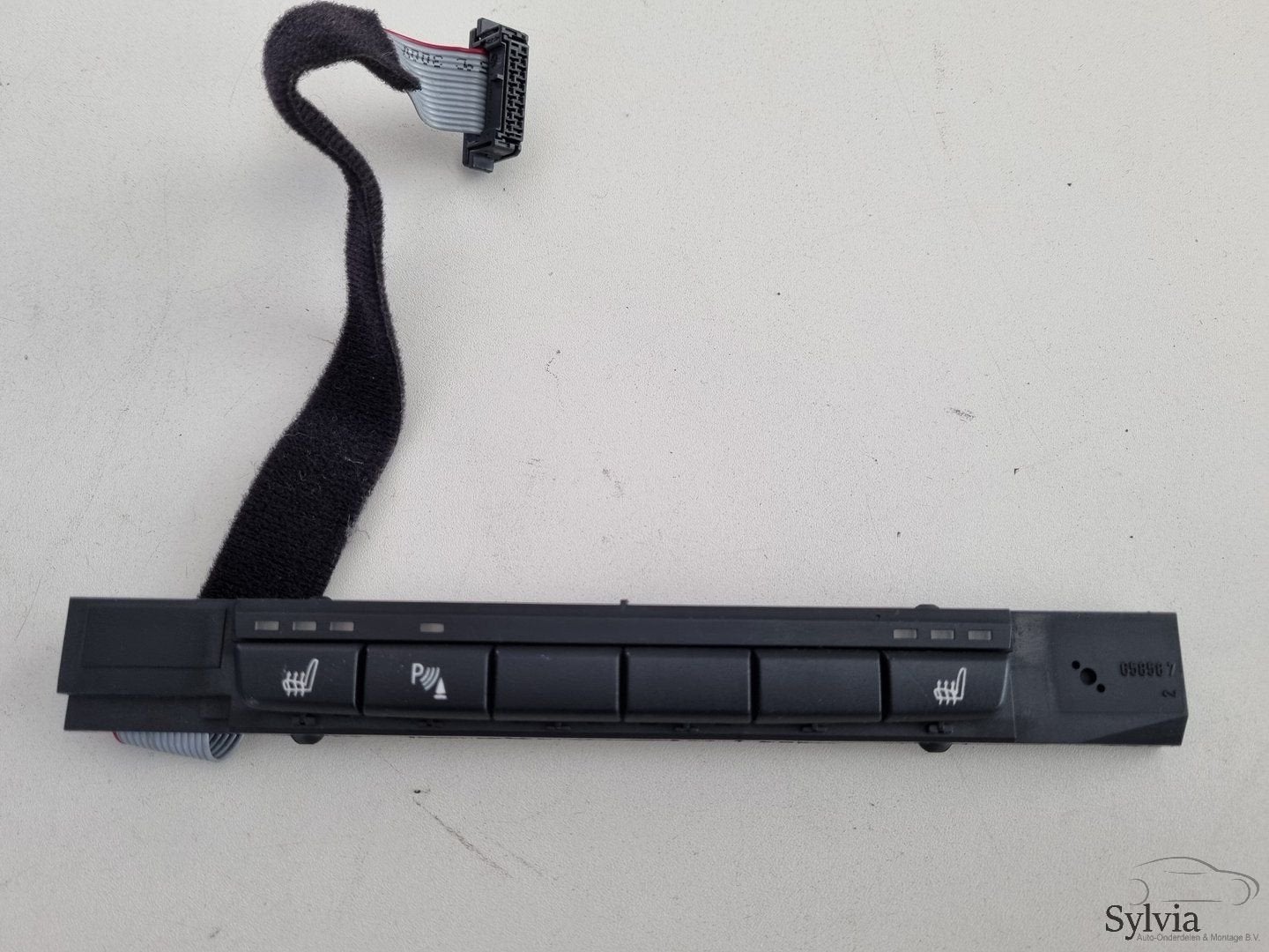 Schakelaareenheid stoelverwarming middenconsole BMW 1 / 3 se, Gebruikt, -, -, Ophalen of Verzenden