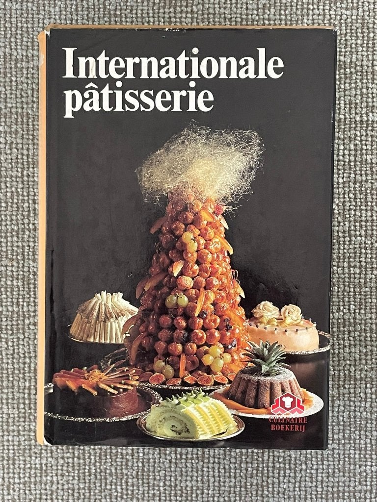 Internationale patisserie - Walter Bickel 5e druk, Gelezen, Walter Bickel, Ophalen of Verzenden, Europa
