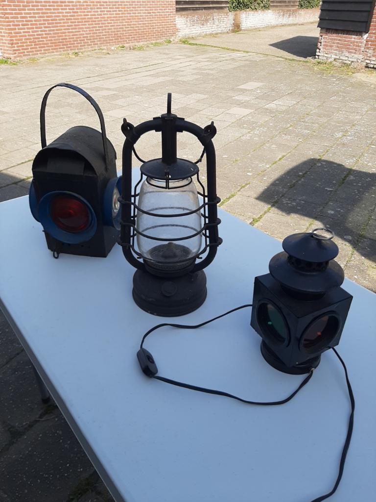 Set van 3 antieke spoorweglampen / seinlampen, Ophalen