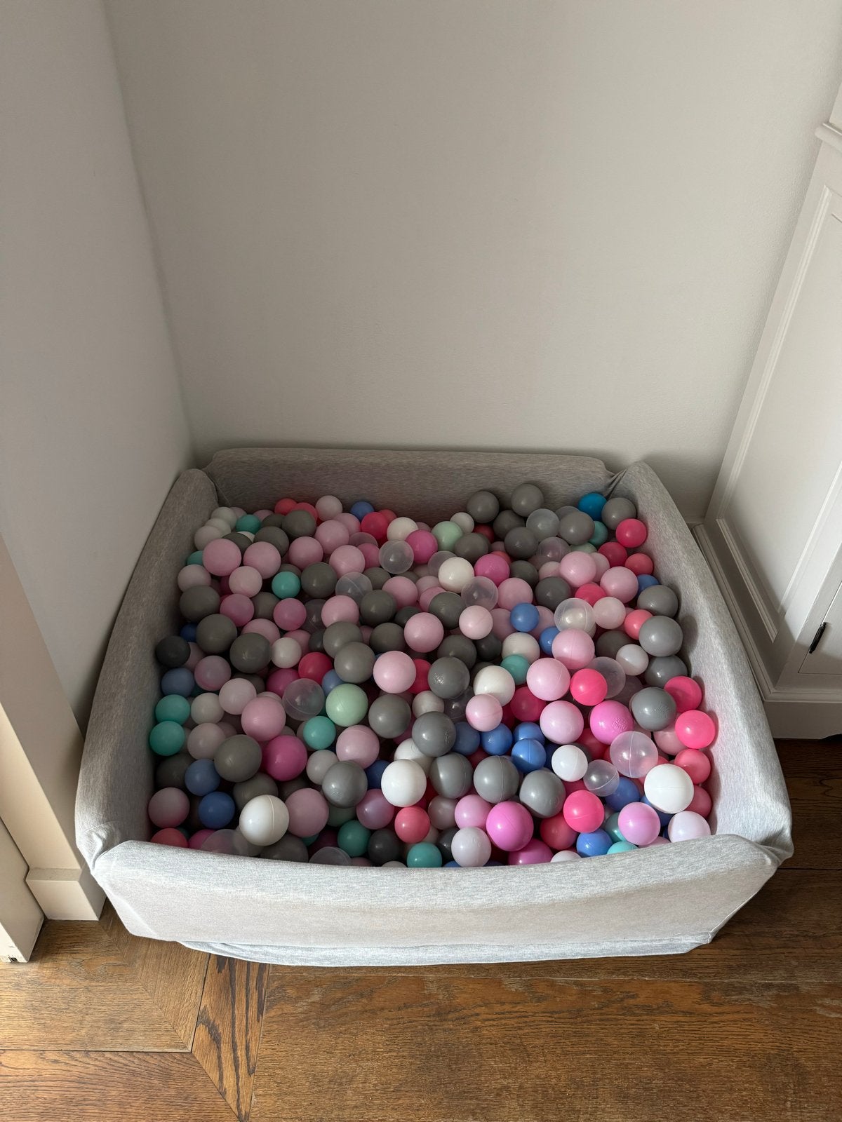 Ballenbak met veel ballen - Zo goed als nieuw, Ophalen, Zo goed als nieuw, Overige typen