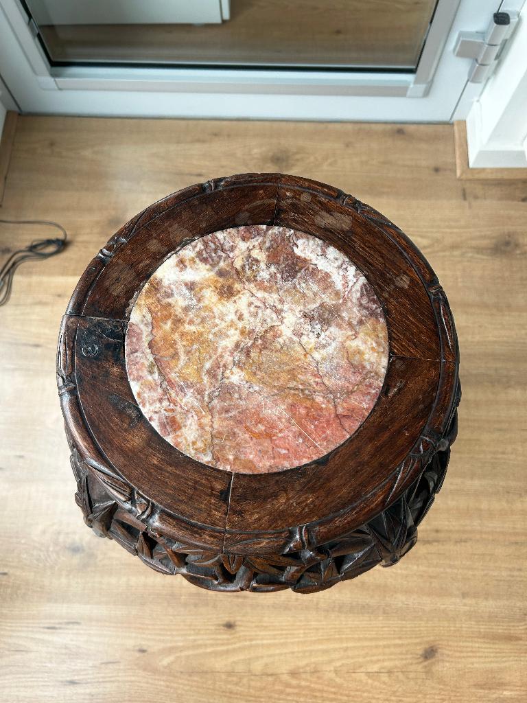 Chinese vaas en tafel, Ophalen