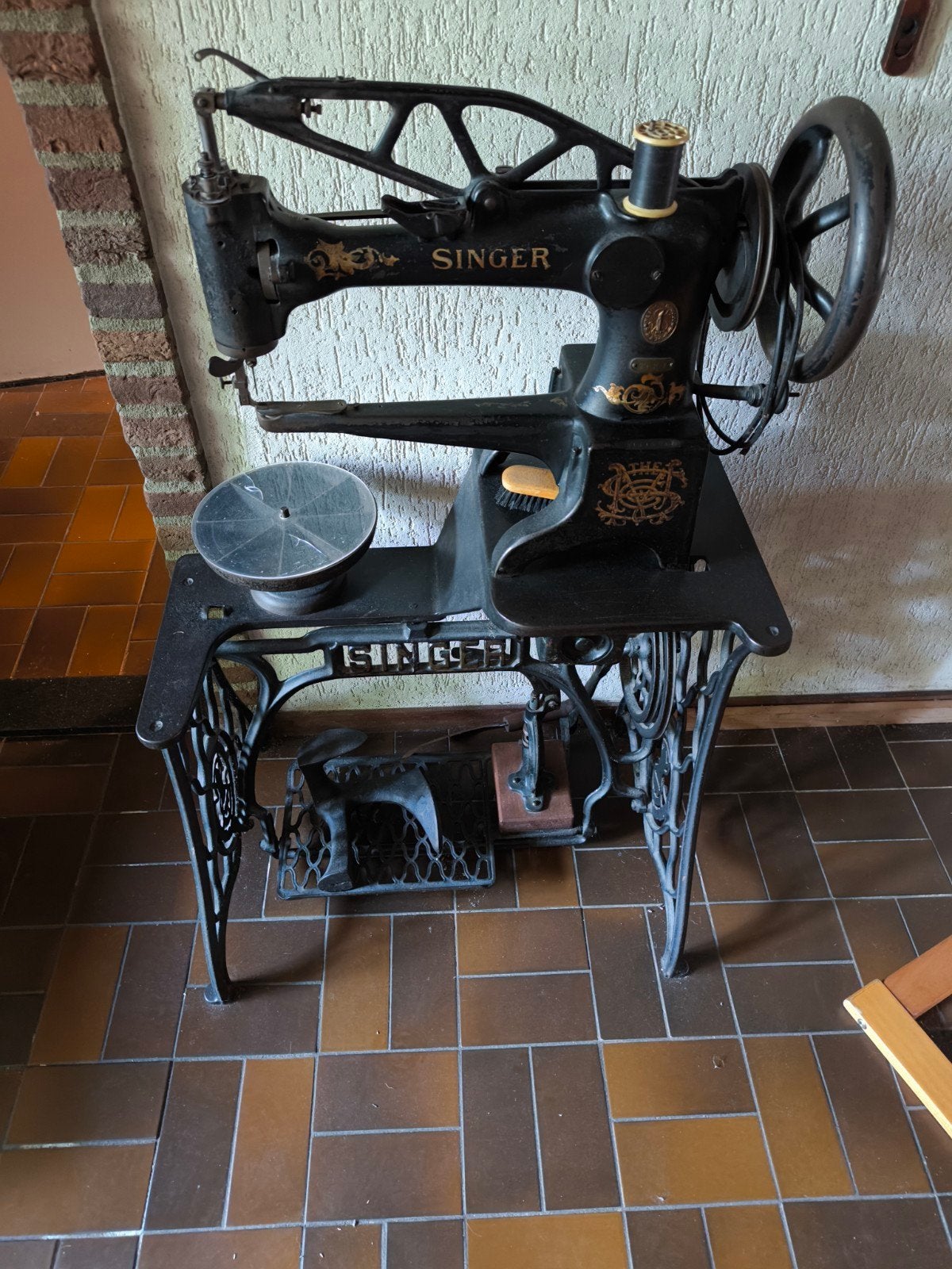 Singer leer naaimachine schoenmaker, Ophalen