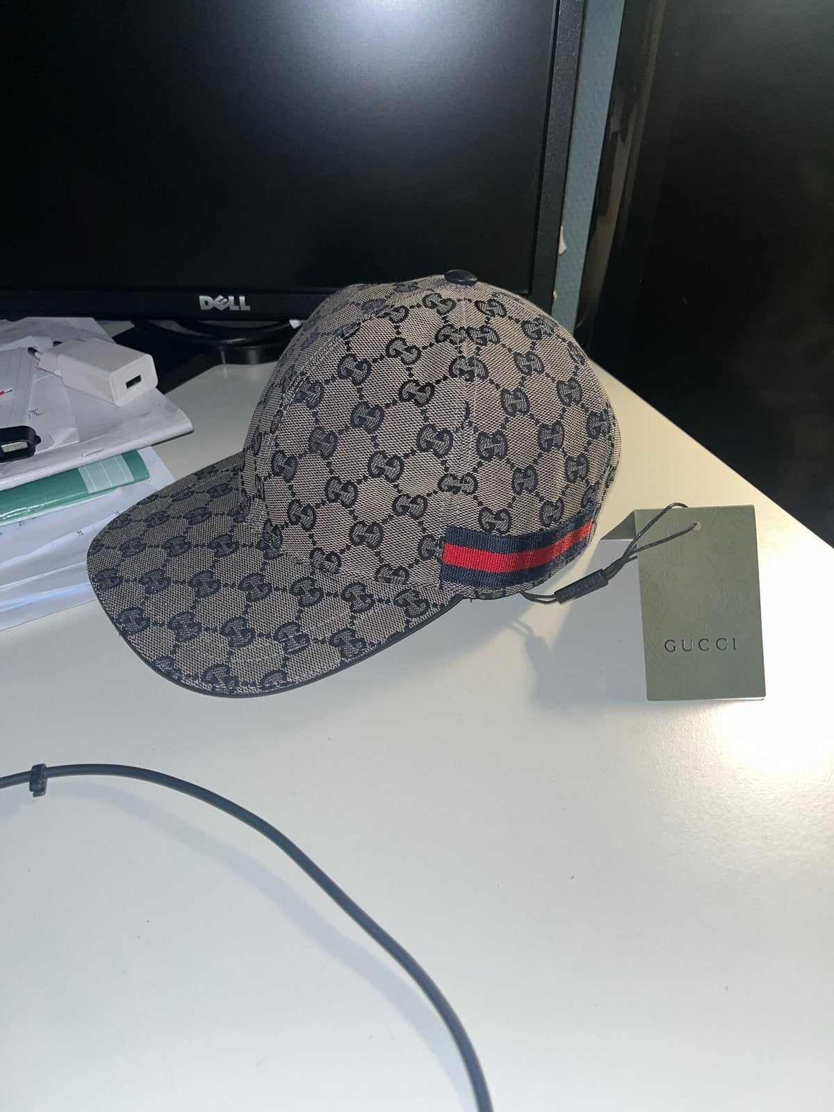 Gucci Pet - Grijs, Kleding | Dames, Hoeden en Petten, Ophalen of Verzenden, Nieuw, One size fits all, Pet