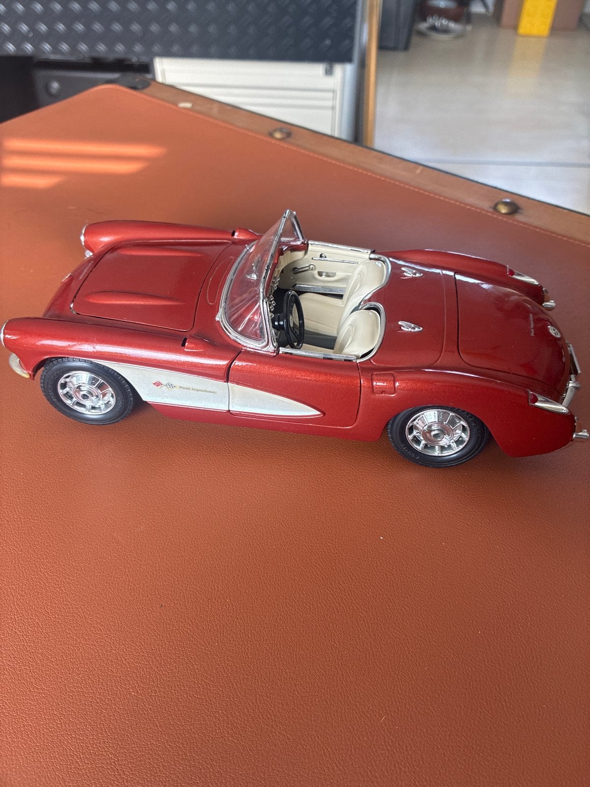 Prachtige rode Chevrolet Corvette C1  1:18, Overige merken, Gebruikt, Auto, Groter dan 1:32