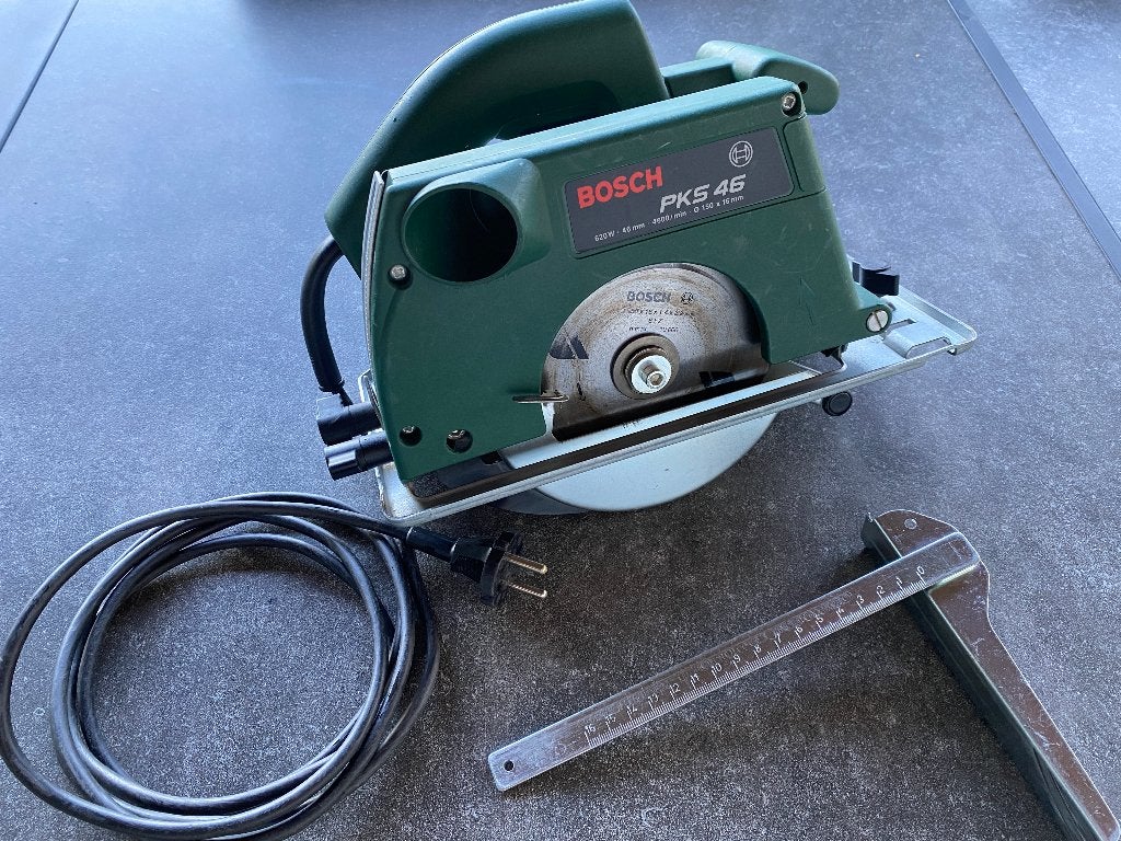 Bosch handcirkelzaag PKS 46, Gebruikt, Cirkelzaag, 600 tot 1200 watt, Ophalen of Verzenden