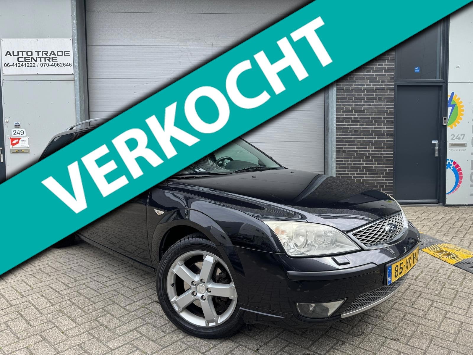 Ford Mondeo Wagon 1.8-16V Platinum [Leder | StoelVW | Volled, Gebruikt, Zwart, 4 cilinders, Zwart