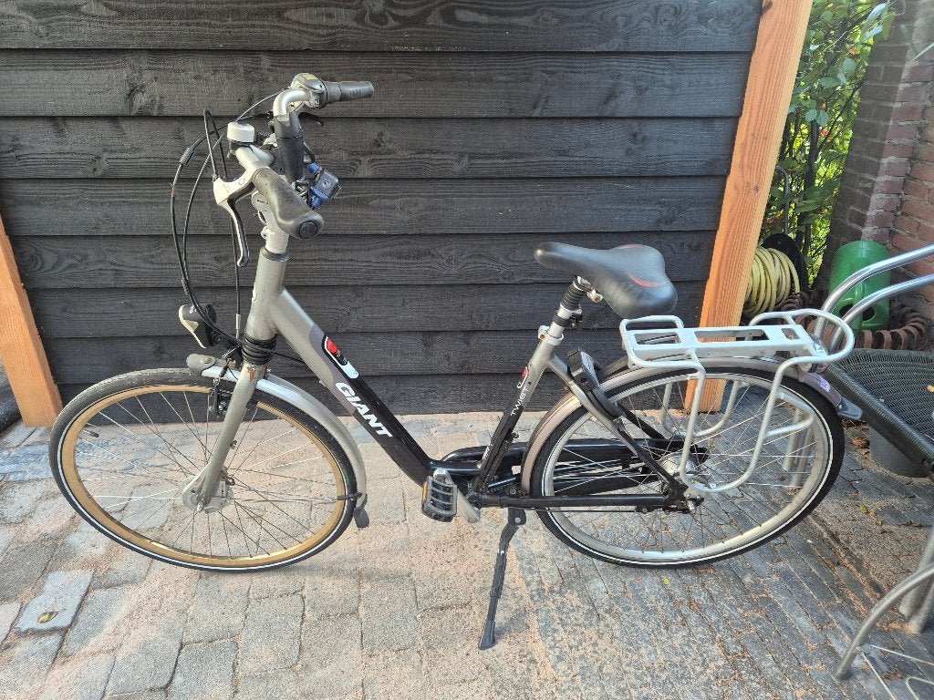 Giant Twist damesfiets,niet elektrisch,wel OK, Ophalen, Gebruikt, Versnellingen, Giant