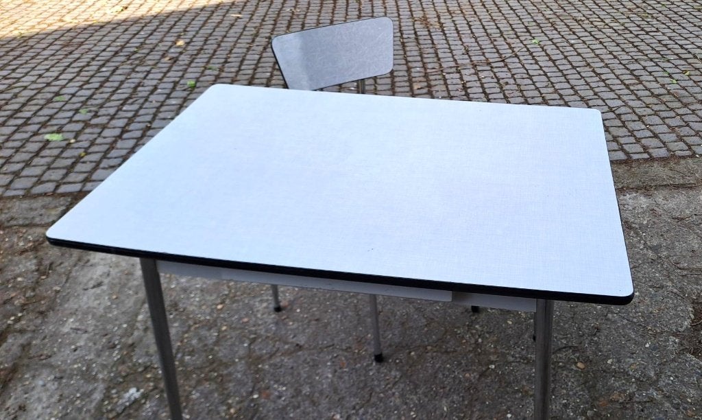 Formica keukentafel + stoel, Huis en Inrichting, Tafels | Eettafels, Ophalen, Gebruikt, 100 tot 150 cm, 50 tot 100 cm