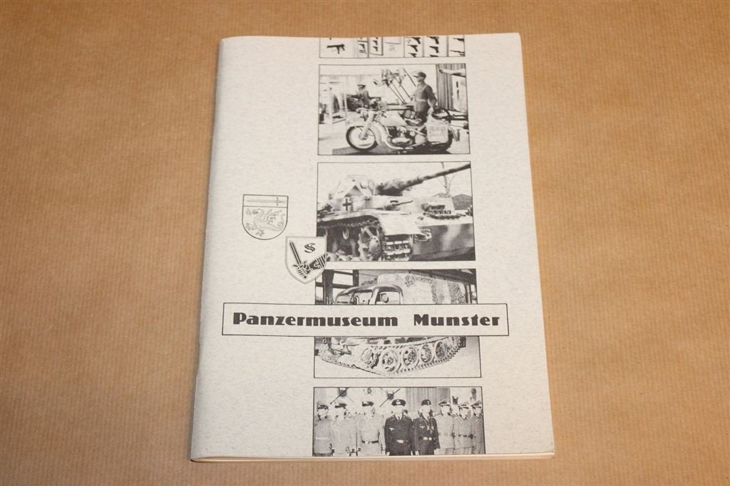Panzermuseum Munster — Fahrzeugkatalog, Tanks, Pantserwagens, Ophalen of Verzenden, Tweede Wereldoorlog, Gelezen, Overige onderwerpen