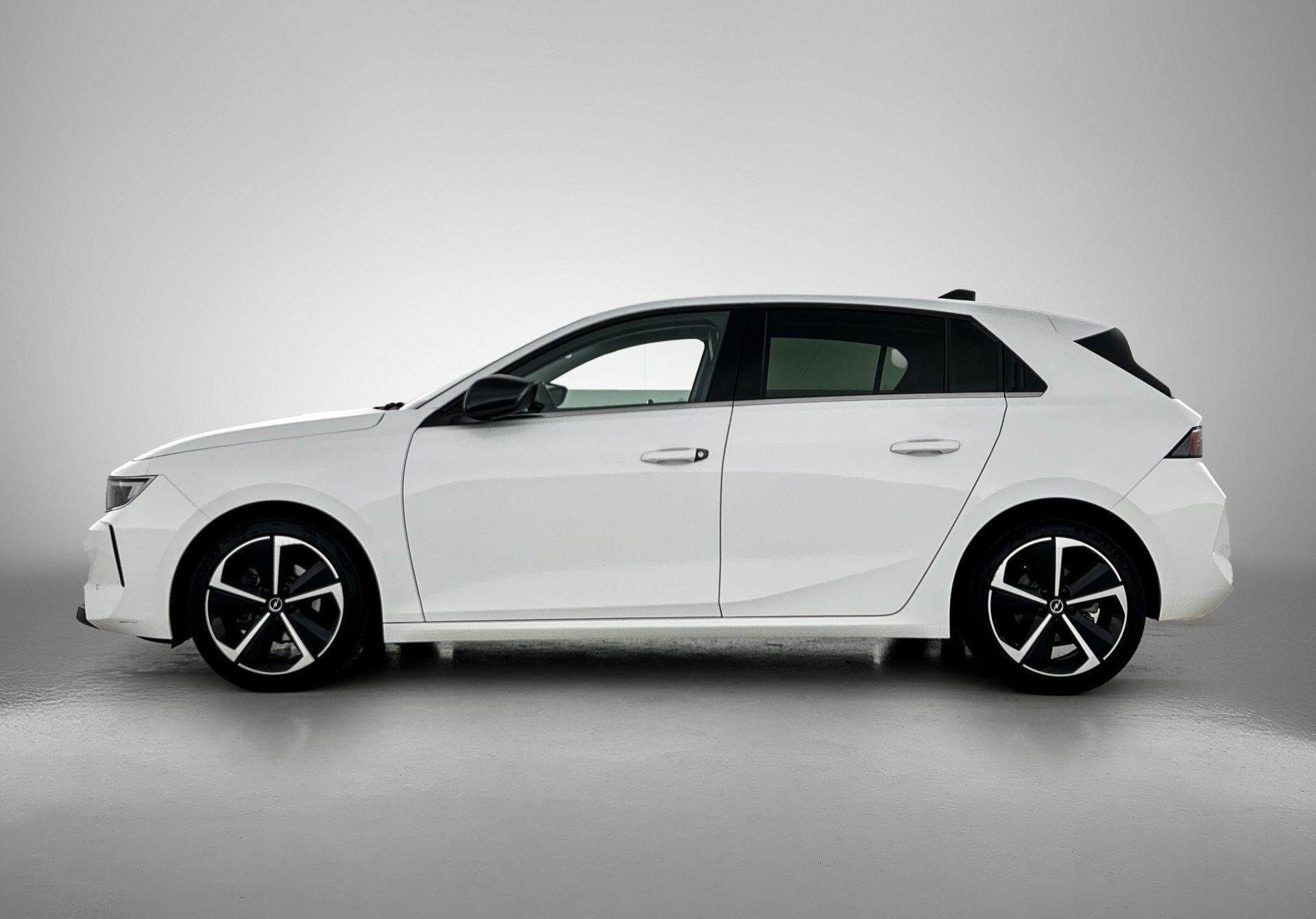 Opel Astra 1.2 Elegance Apple Carplay/Android Auto / LED kop, Voorwielaandrijving, 12 maanden, Stof, Euro 6