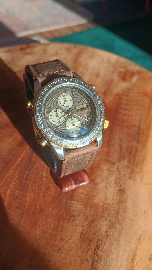 Casio MWA-800 1325 vintage illuminator horloge, Ophalen of Verzenden, Zo goed als nieuw, Staal, Casio