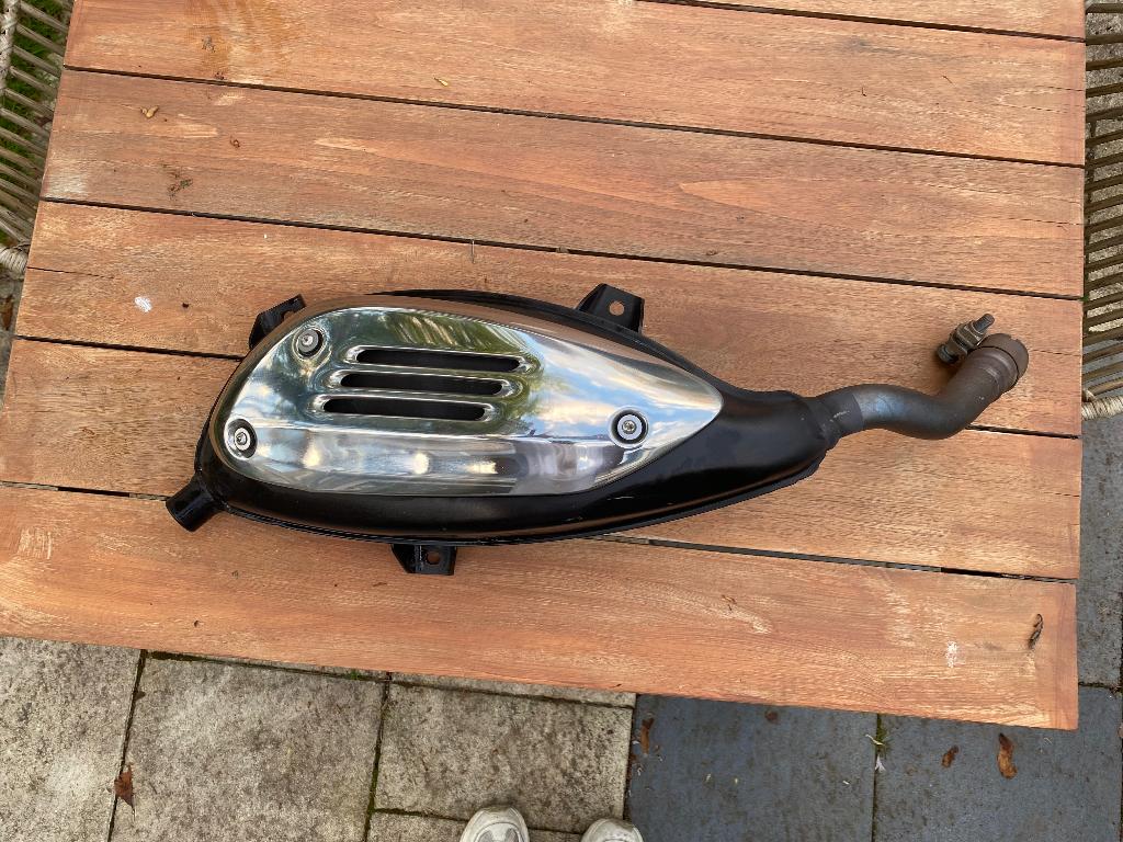 Piaggio Vespa 300 GTS uitlaat NIEUW, Ophalen