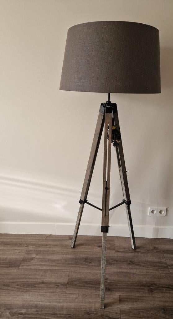 Staande lamp, Ophalen, 150 tot 200 cm