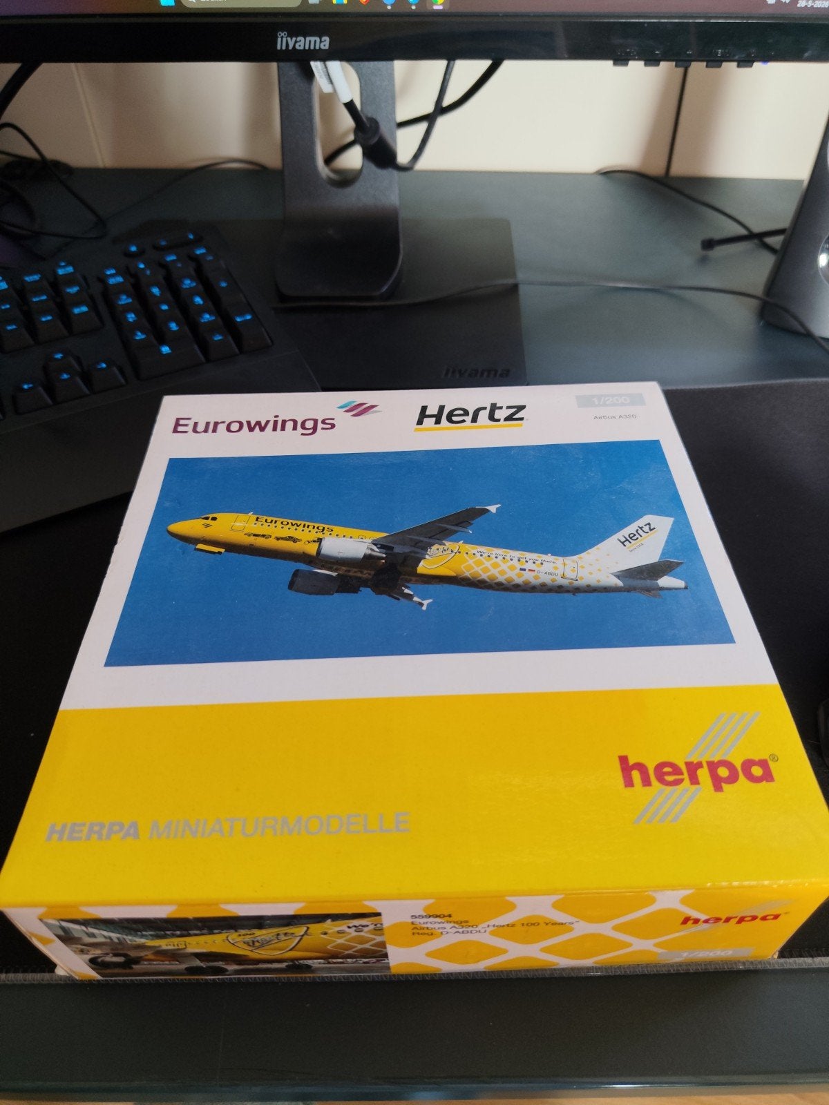 Airbus A320 1:200 Eurowings Hertz, Verzamelen, Luchtvaart en Vliegtuigspotten, Ophalen of Verzenden, Nieuw, Schaalmodel