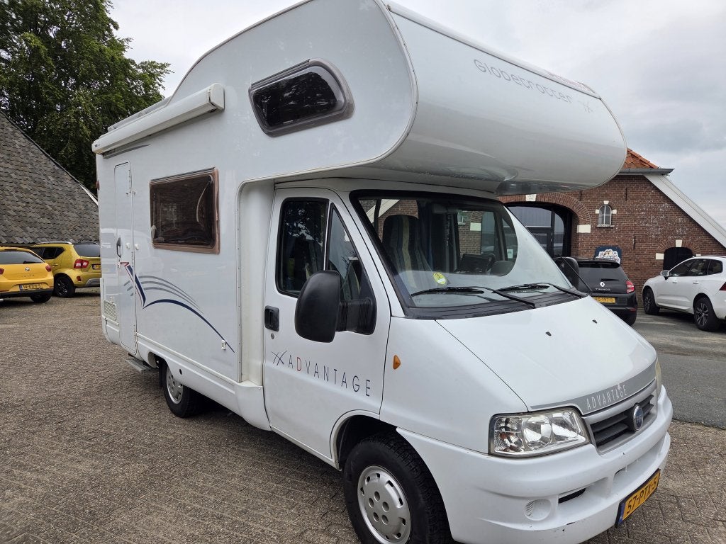 Dethleffs Globetrotter Alkoof  Advantage A5431 2008, Caravans en Kamperen, Campers, Overige merken, Fiat, Hordeur, Kluisje