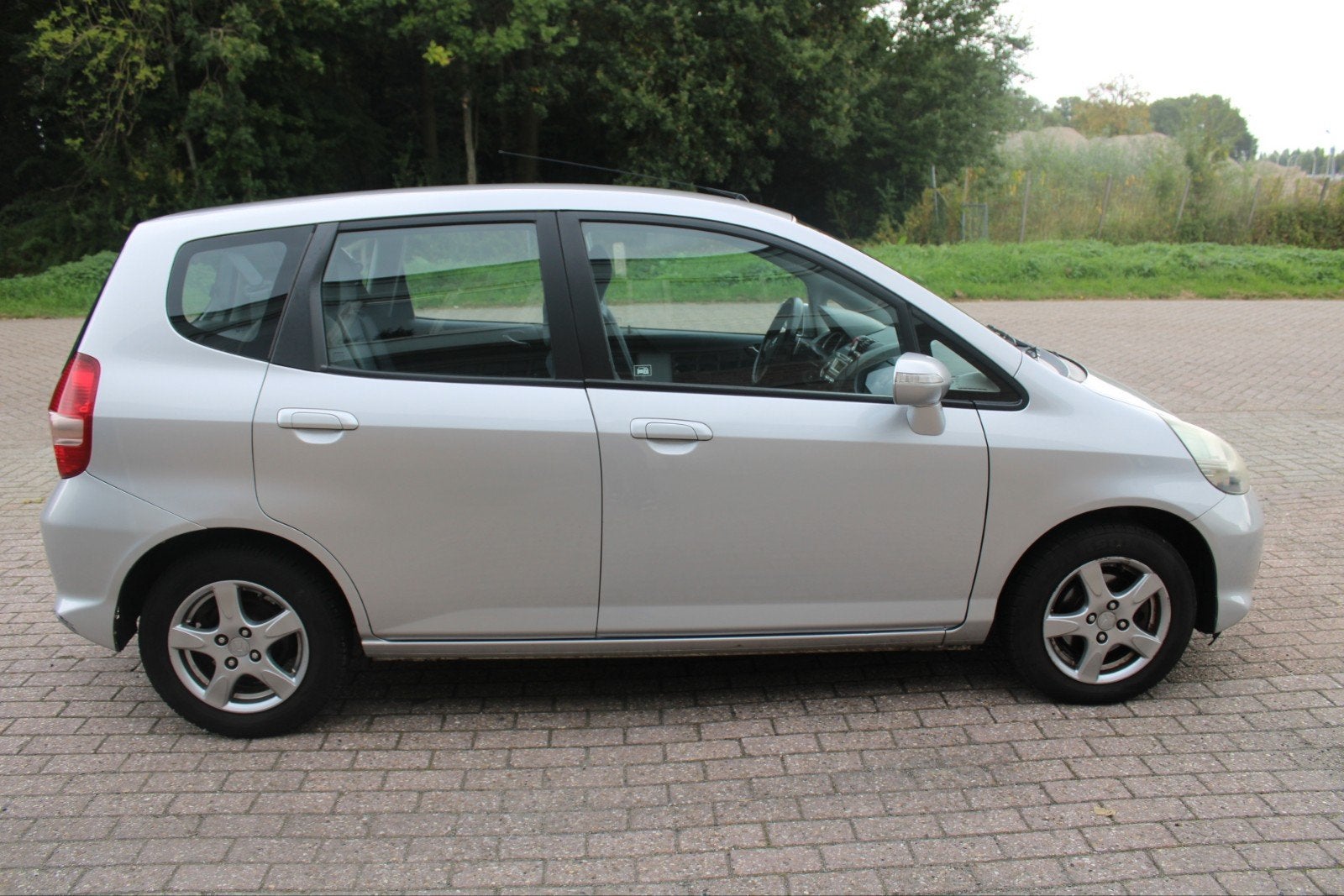 Honda Jazz 1.3 i-CVT 2007 Grijs automaat, 83 pk, 450 kg, 40 €/maand, 4 cilinders