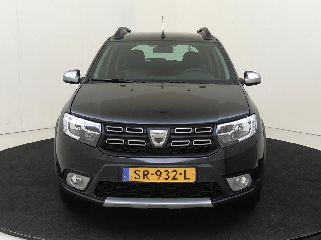 Dacia Sandero 0.9 TCe 90 PK SL Stepway | Parkeer pakket | ai, Auto's, Dacia, 898 cc, Stof, Euro 6, Zwart