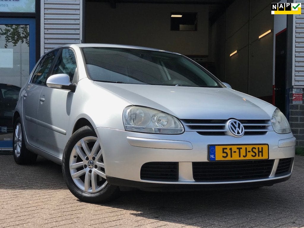 Volkswagen Golf 1.6 FSI Optive|Airco|Trekhaak|Nap, Auto's, Volkswagen, Voorwielaandrijving, 1195 kg, Gebruikt, 4 cilinders