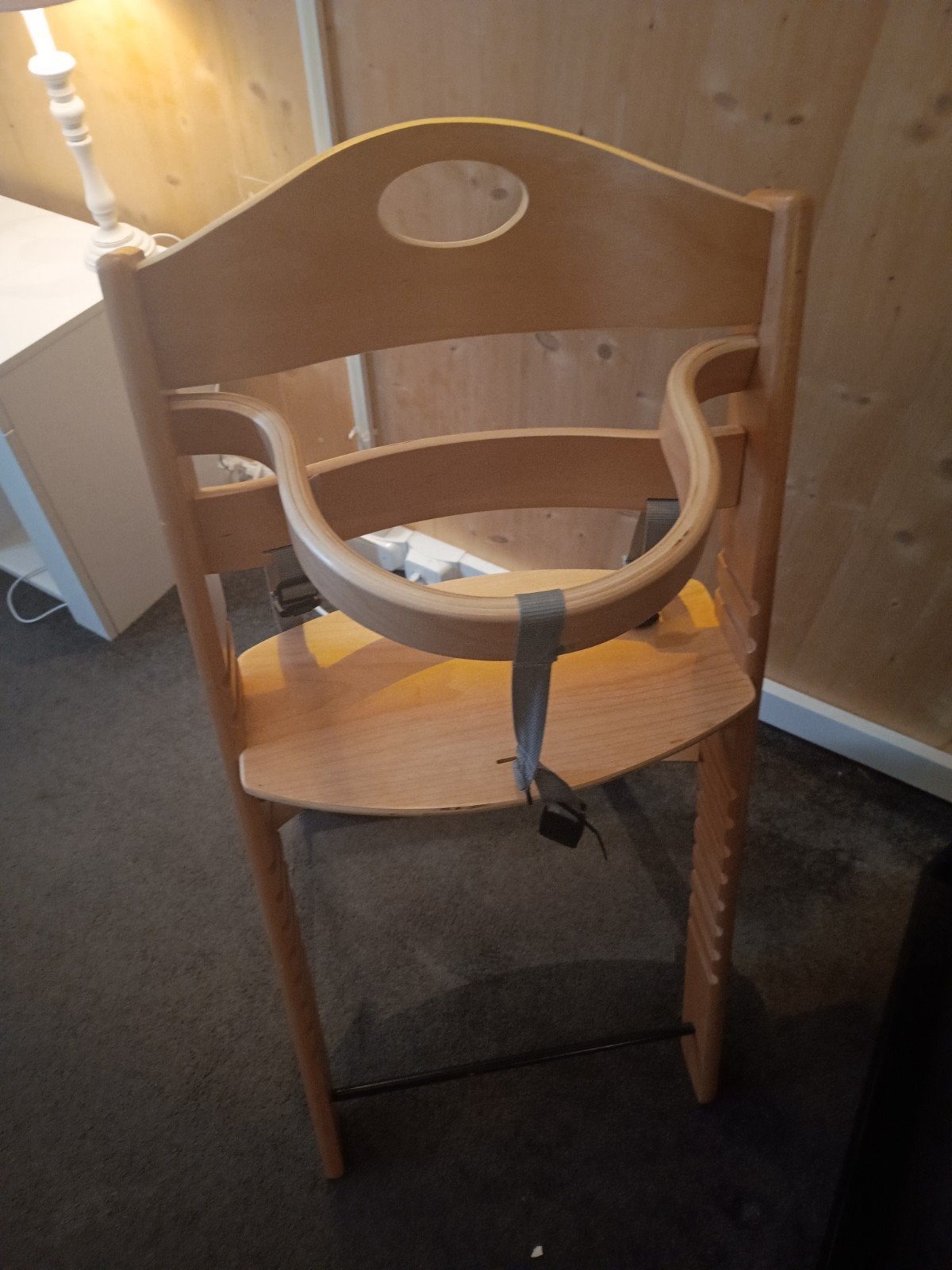Houten meegroeistoel met gordel, Kinderen en Baby's, Ophalen, Gebruikt, Meegroeistoel, Aanschuifbaar